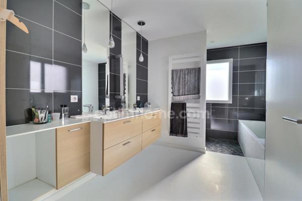 Maison 6 pièces 197m² à Orvault quartier résidentiel "La Forêt"