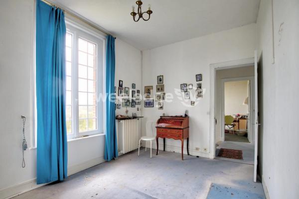Maison à vendre 12 pièces de 232 m² à Lisieux
