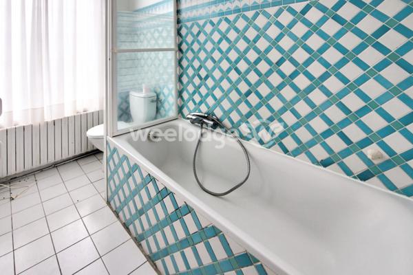 Maison à vendre 12 pièces de 232 m² à Lisieux