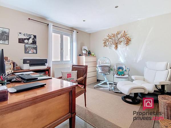 Maison avec double habitation, Saint Maximin La Sainte Baume 83470