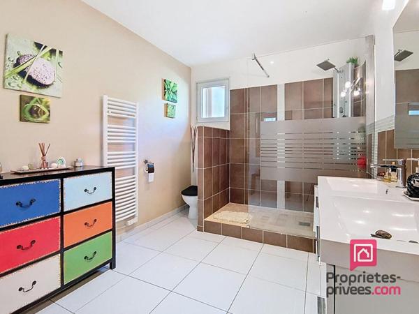 Maison avec double habitation, Saint Maximin La Sainte Baume 83470