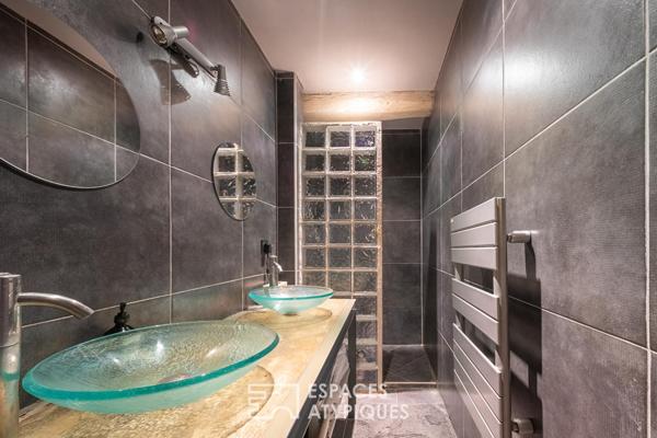 Duplex rénové au coeur des antiquaires