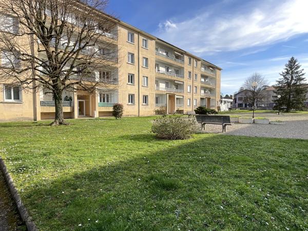 Saint-Bonnet-de-Mure (69720) Bel appartement T3 rénové complètement à Saint-Bonnet-de-Mure (69720)