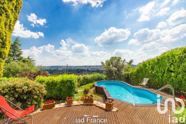 Maison 8 pièces de 172 m² à Limay (78520)