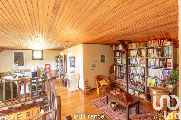 Maison 8 pièces de 172 m² à Limay (78520)