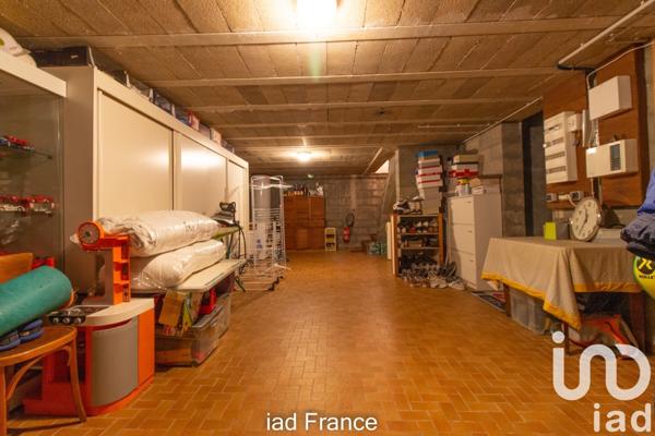 Maison 8 pièces de 172 m² à Limay (78520)