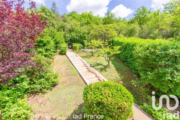 Maison 8 pièces de 172 m² à Limay (78520)