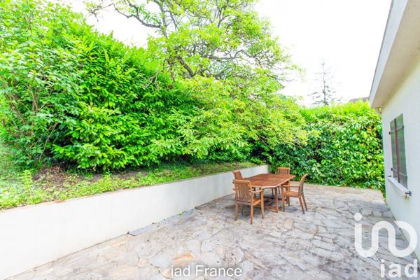 Maison 8 pièces de 172 m² à Limay (78520)