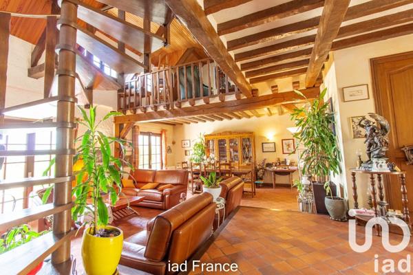 Maison 8 pièces de 172 m² à Limay (78520)