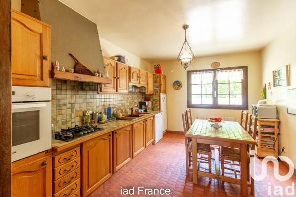 Maison 8 pièces de 172 m² à Limay (78520)