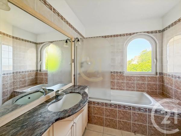 Maison à vendre  5 pièces - 171,72 m 2   LUMIO  - 202