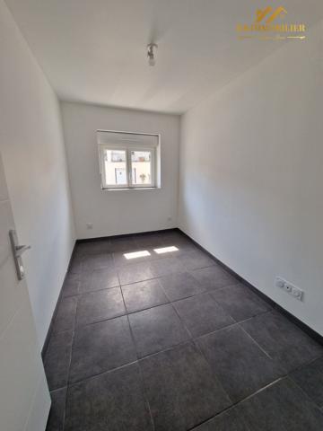 Maison mitoyenne 1 côté à louer, 3 pièces - Flaviac 07000