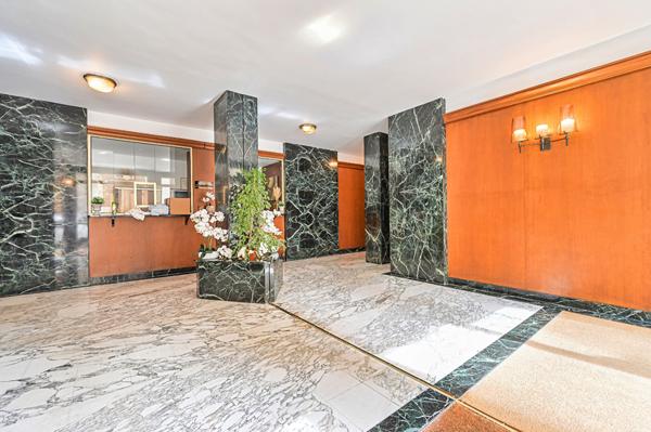 Somptueux Appartement de 5 pièces - PARIS 16