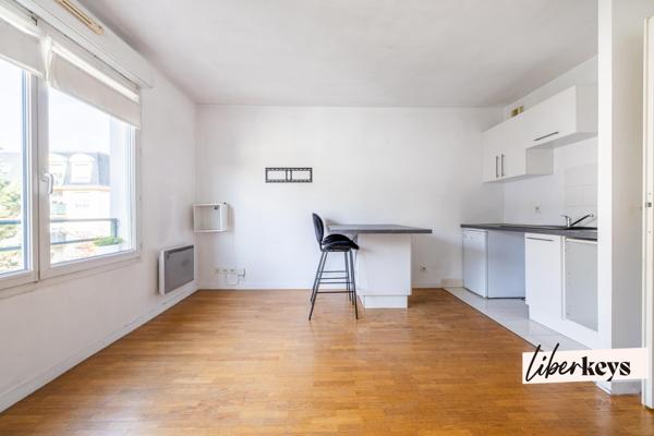 Studio lumineux de 25,15 m² avec parking, cave - Saint-Cloud