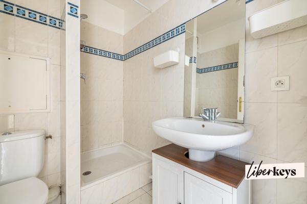 Studio lumineux de 25,15 m² avec parking, cave - Saint-Cloud