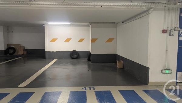 Parking à vendre  15,32 m 2   PARIS  - 75020