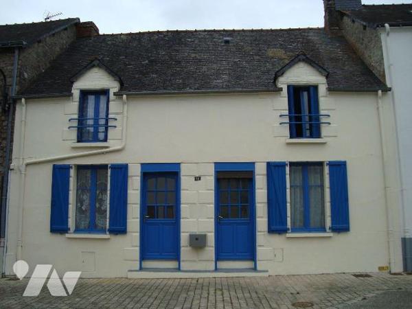  Maison à vendre - NOYAL-PONTIVY (56920)
Centre-ville ? 3 pièces ? 82,7 m² ? Jardin ? À finir ...