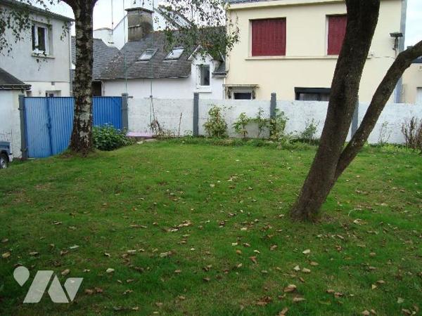  Maison à vendre - NOYAL-PONTIVY (56920)
Centre-ville ? 3 pièces ? 82,7 m² ? Jardin ? À finir ...