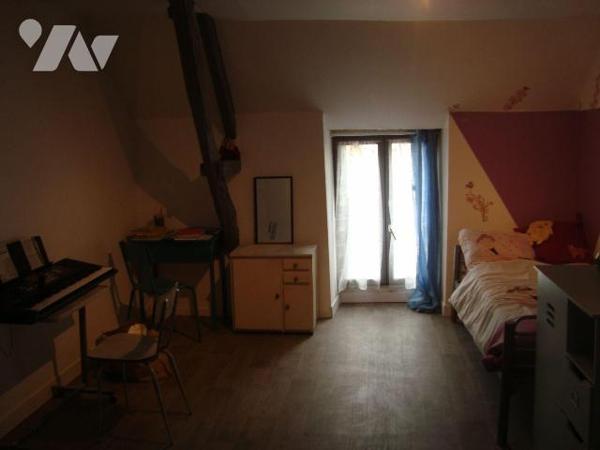  Maison à vendre - NOYAL-PONTIVY (56920)
Centre-ville ? 3 pièces ? 82,7 m² ? Jardin ? À finir ...