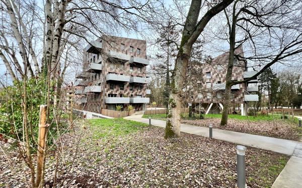 Appartement à vendre    5 pièces • 89,50 m2 Massy