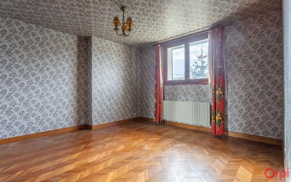 Maison à vendre    5 pièces • 130 m2 Sainte-Geneviève-des-Bois