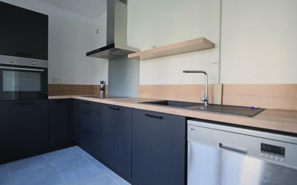 Appartement à louer    3 pièces • 67,43 m2 Écully