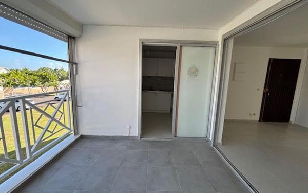 Appartement à louer    2 pièces •  Baie-Mahault