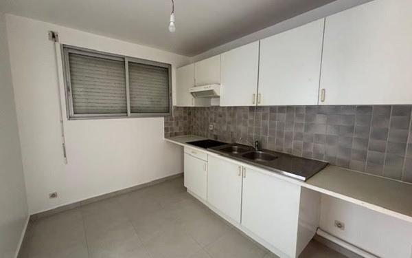 Appartement à louer    2 pièces •  Baie-Mahault