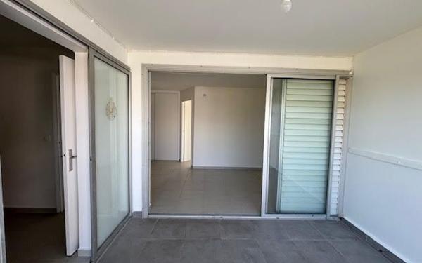 Appartement à louer    2 pièces •  Baie-Mahault