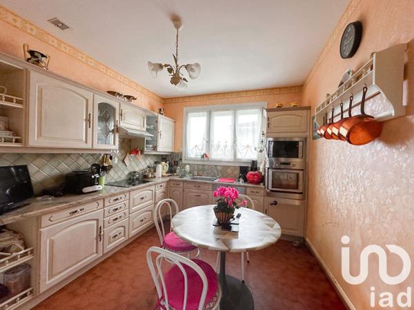 Maison 6 pièces de 201 m² à Villeneuve-sur-Lot (47300)