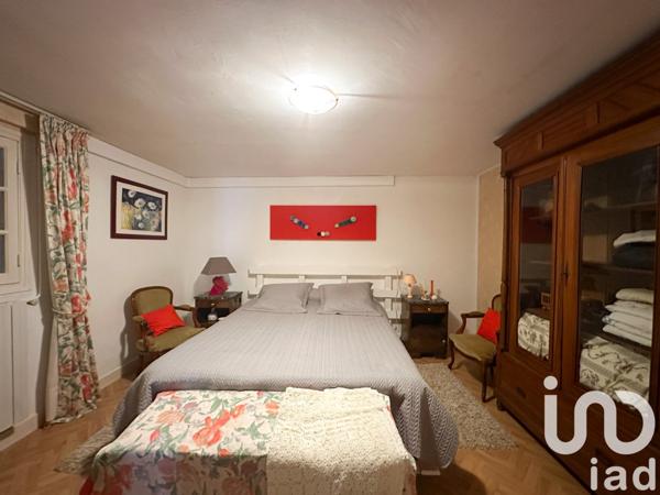 Maison 6 pièces de 201 m² à Villeneuve-sur-Lot (47300)