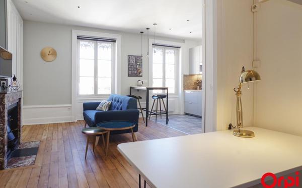 Appartement à louer    1 pièce •  Lyon 7