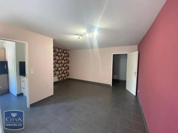 Appartement à louer 3 pièces 59.96m² Divion (62460)