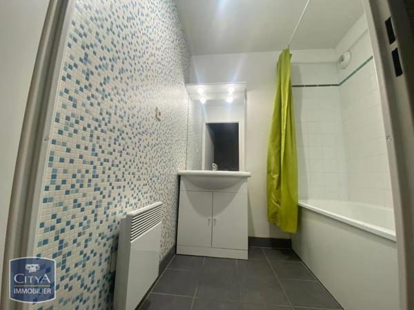 Appartement à louer 3 pièces 59.96m² Divion (62460)