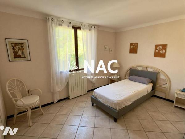 À vendre – Villa 122 m² avec garage et terrain de 902 m²