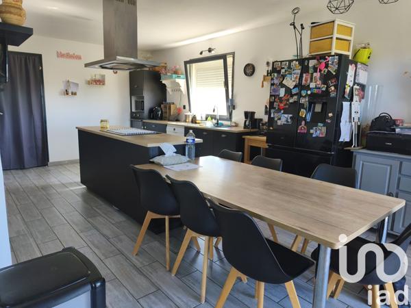 Maison à vendre 8 pièces 191 m² Ruelle-sur-Touvre