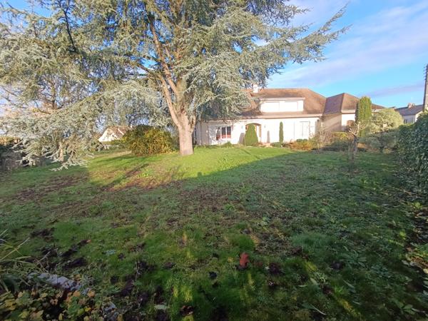 Grande maison familiale avec possible logement indépendant sur 1900m² de terrain