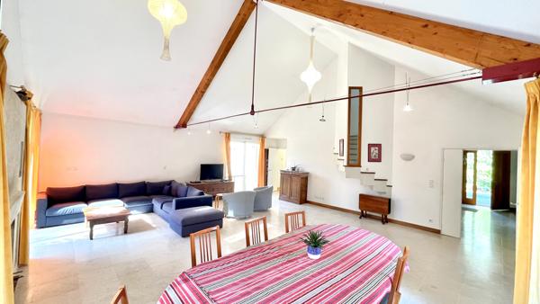 Maison
         13 pièces
        - 360 m² Bien prestige 849 000 € *