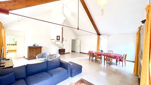 Maison
         13 pièces
        - 360 m² Bien prestige 849 000 € *