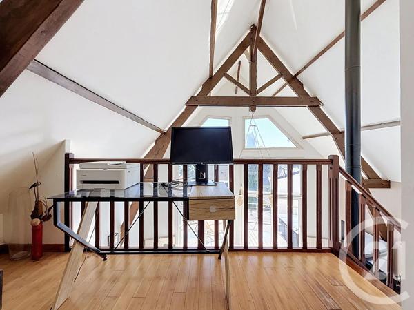 Maison à vendre  6 pièces - 127,17 m 2   MONTFERMEIL  - 93