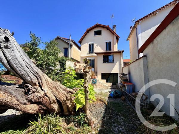 Maison à vendre  6 pièces - 127,17 m 2   MONTFERMEIL  - 93