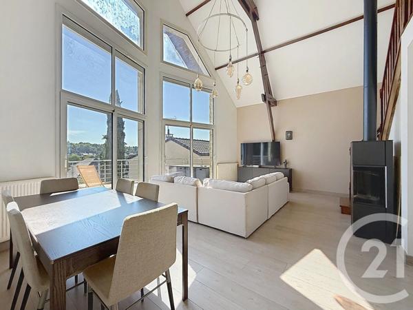Maison à vendre  6 pièces - 127,17 m 2   MONTFERMEIL  - 93