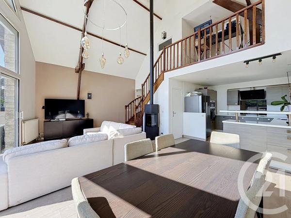 Maison à vendre  6 pièces - 127,17 m 2   MONTFERMEIL  - 93