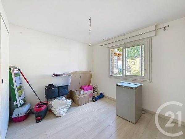 Maison à vendre  6 pièces - 127,17 m 2   MONTFERMEIL  - 93