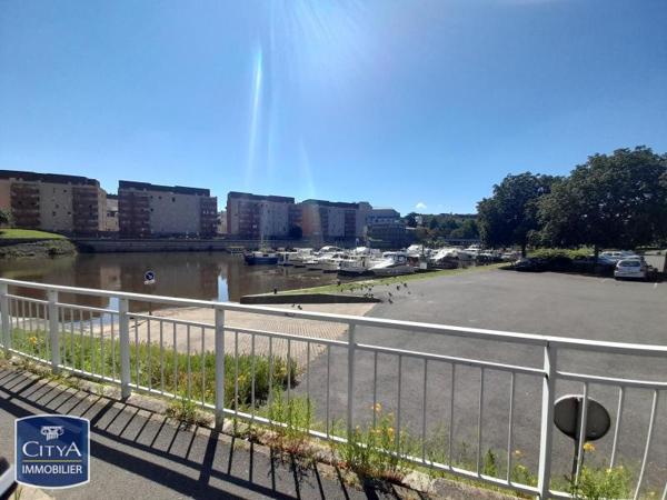 Appartement à louer 2 pièces 47.7m²