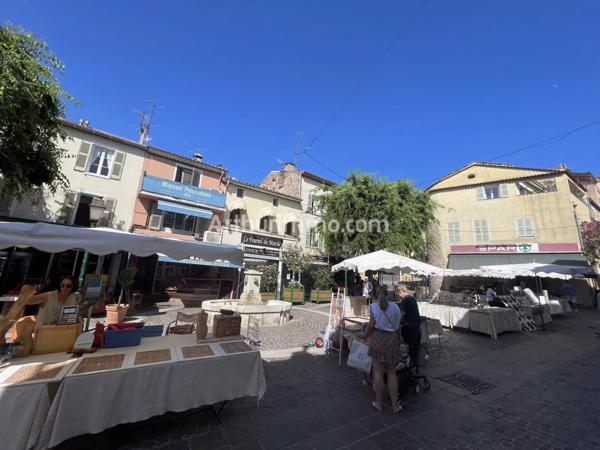 Vente Local commercial 2 pièces 48 m2 à Sainte-Maxime