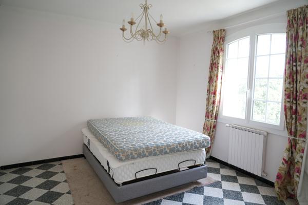 Cairanne (84290) VILLA TRADITIONNELLE