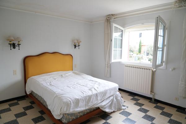 Cairanne (84290) VILLA TRADITIONNELLE