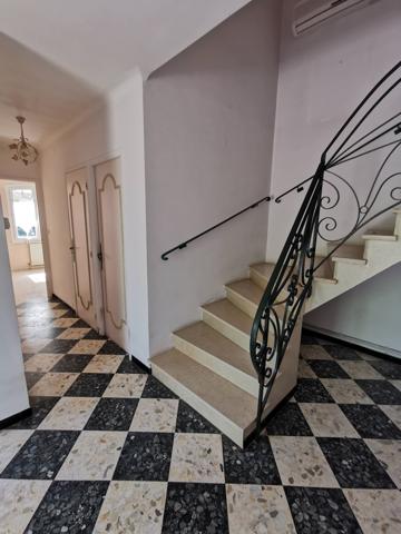 Cairanne (84290) VILLA TRADITIONNELLE