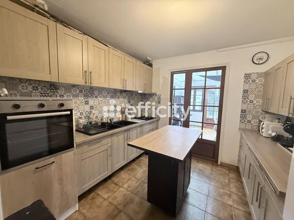 Maison 6 pièces - 102 m²